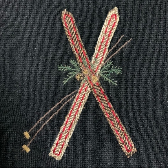 Woolrich New With Tags Women’s XL Knit Winter Scene Embroidered Sweater Vest - Picture 8 of 12